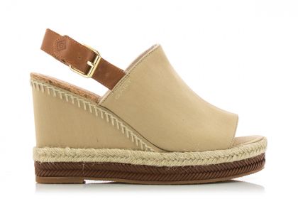 Дамски сандали на платформа GANT - 18568370-sandss19