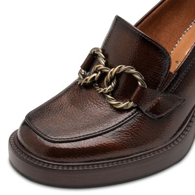 Токчета TAMARIS - 1-24413-45-359 BROWN PATENT