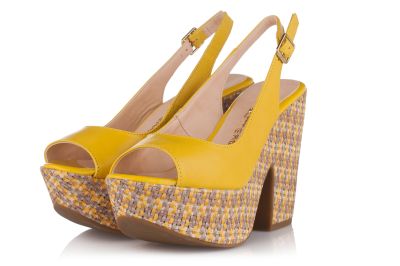 Дамски сандали с висок масивен ток Bottero - 240203-amareloss16