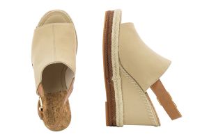 Дамски сандали на платформа GANT - 18568370-sandss19