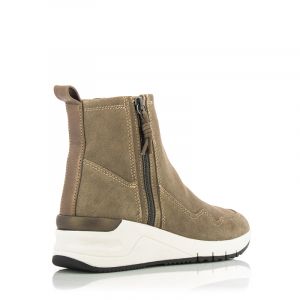 Дамски спортни боти TAMARIS - 25428-taupe202