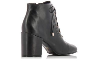 Дамски боти на ток DONNA ITALIANA