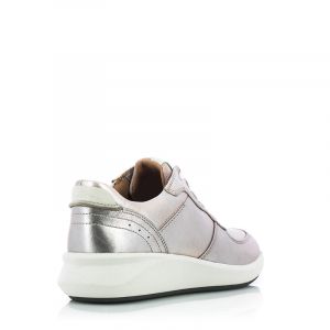 Дамски сникърс CLARKS - 26163236 Un Rio Sprint Platinum Metallic Leather