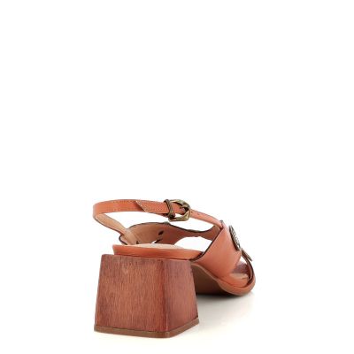 Дамски Сандали На Ток FERRUCCI - 2528305 AMARULA