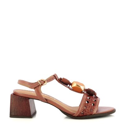 Дамски Сандали На Ток FERRUCCI - 2528307 SLIM CACAU