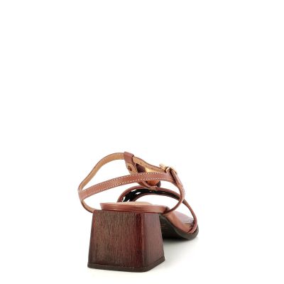 Дамски Сандали На Ток FERRUCCI - 2528307 SLIM CACAU